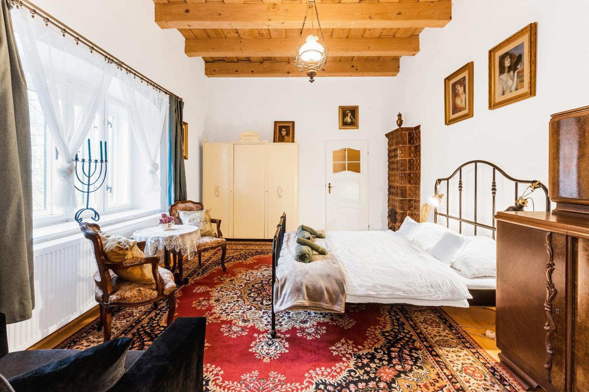 Sovi Dom- Historicke Apartmany Z 19 Storocia, 4Km Od Banskej Stiavnice Svätý Anton エクステリア 写真
